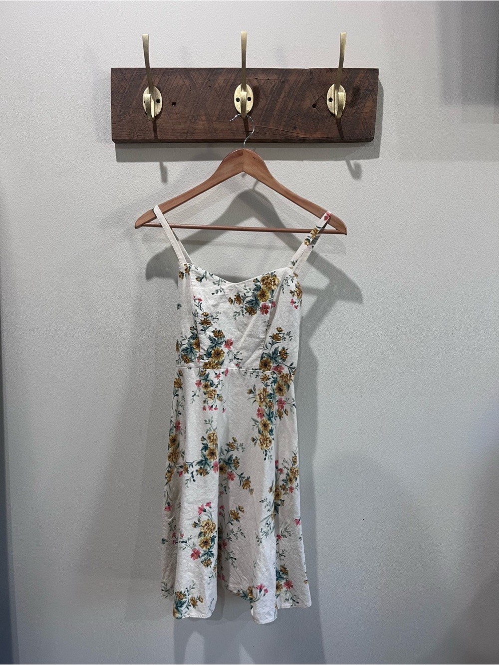 Floral Spaghetti Strap Sundress in White